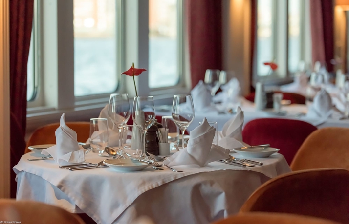 Imagen del bar/restaurante del Hotel Select Ms Charles Dickens - Frankfurt. Foto 5