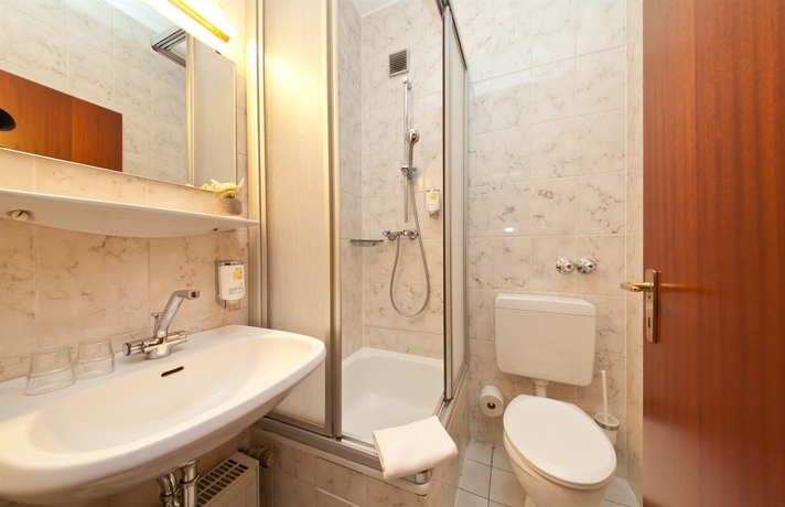 Imagen de la habitación del Hotel Select Premium. Foto 4