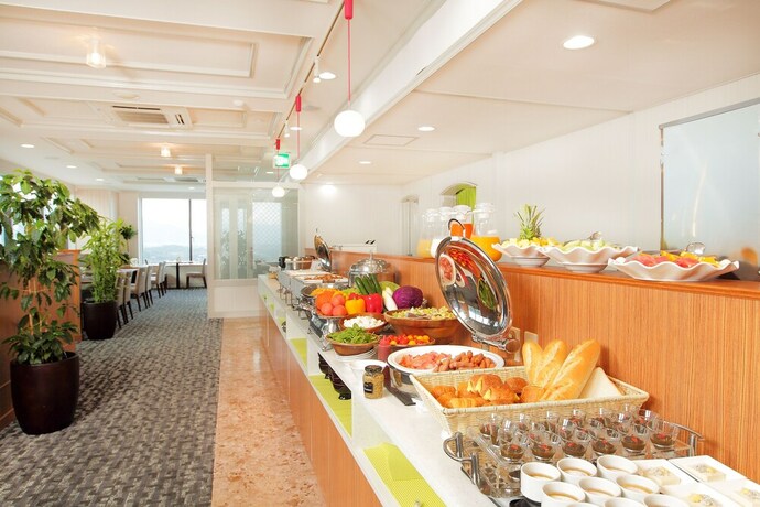 Imagen del bar/restaurante del Hotel Select Royal Yatsushiro. Foto 15
