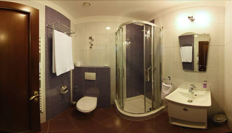 Imagen de la habitación del Hotel Select, Sibiu. Foto 8