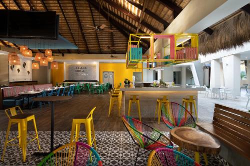 Imagen del bar/restaurante del Hotel Select Sosua Adults Only, Trademark by Wyndham All Inclusive. Foto 2