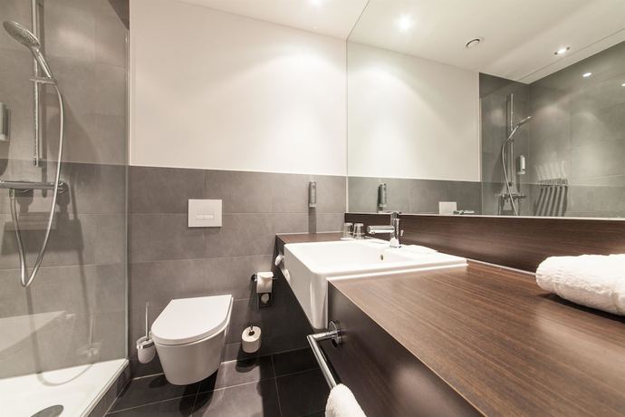 Imagen de la habitación del Hotel Select Spiegelturm Berlin. Foto 14