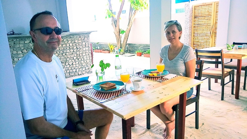 Imagen del bar/restaurante del Hotel Select Village Maafushi. Foto 6