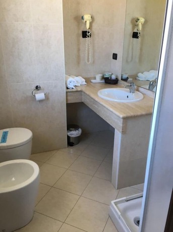 Imagen de la habitación del Hotel Select Wellness and Spa. Foto 15