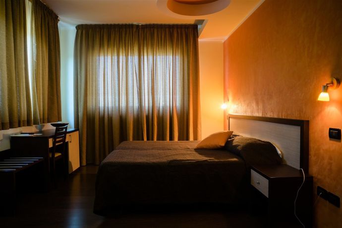 Imagen de la habitación del Hotel Select Wellness and Spa. Foto 18