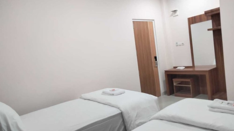 Imagen de la habitación del Hotel Selecta Indah. Foto 18