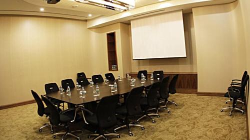 Imagen general del Hotel Selectum City Atasehir. Foto 14