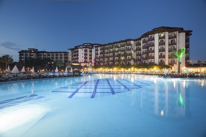 Imagen de la piscina del Hotel Selectum Family Resort Belek. Foto 19