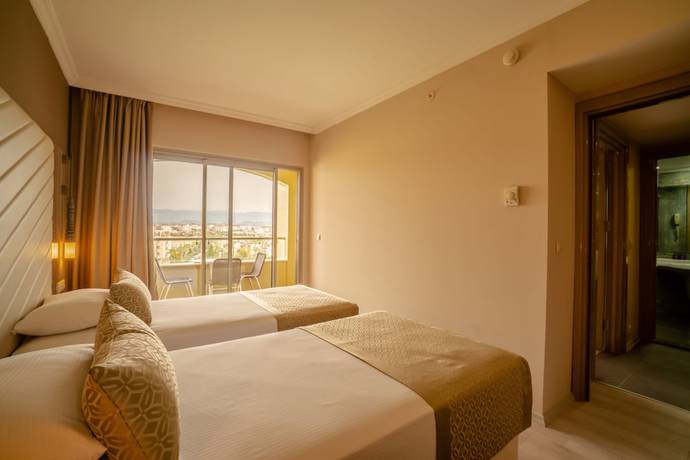 Imagen de la habitación del Hotel Selectum Family Resort Side. Foto 11