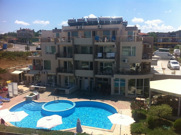 Imagen general del Hotel Selena Beach. Foto 1