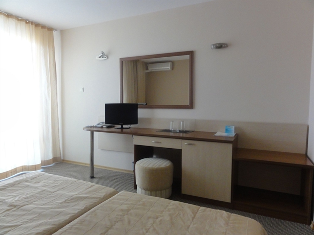 Imagen de la habitación del Hotel Selena Beach. Foto 10