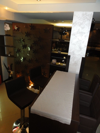 Imagen del bar/restaurante del Hotel Selena Beach. Foto 8