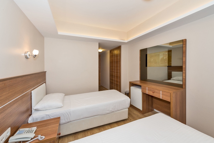 Imagen de la habitación del Hotel Selenay. Foto 2