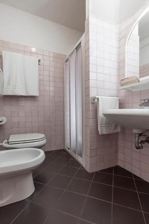 Imagen de la habitación del Hotel Selene. Foto 10