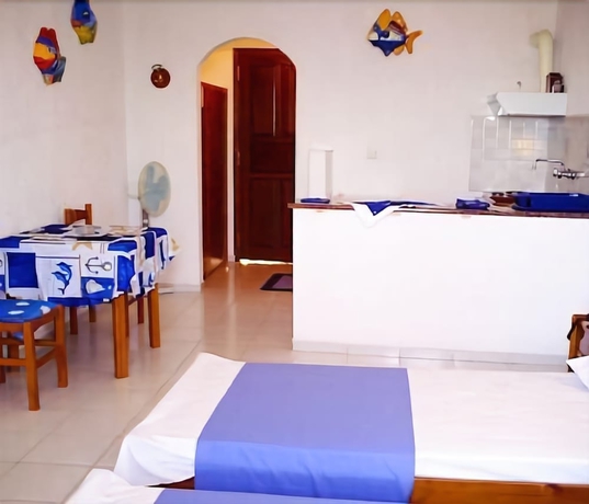 Imagen de la habitación del Hotel Selenunda. Foto 4