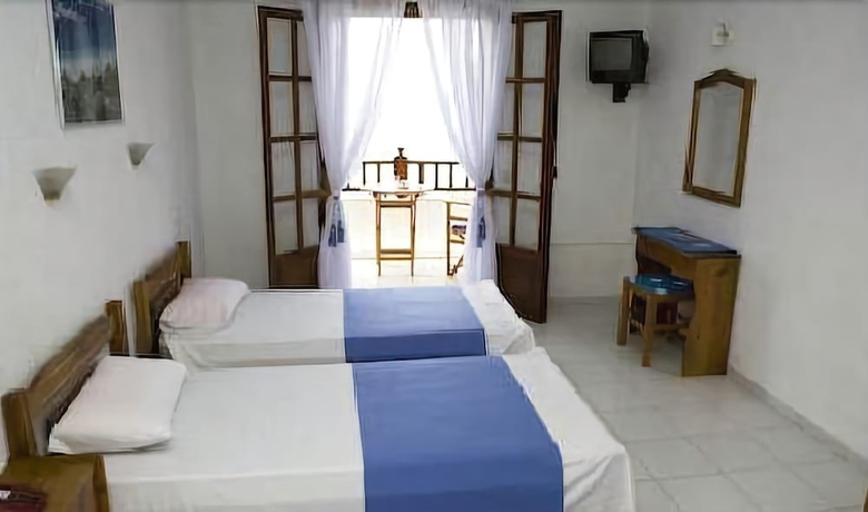 Imagen de la habitación del Hotel Selenunda. Foto 7