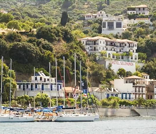 Imagen general del Hotel Selenunda. Foto 2