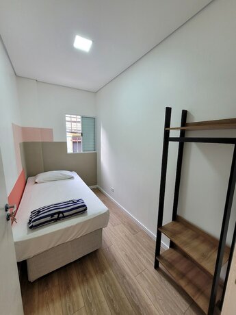 Imagen de la habitación del Hotel Self Hostel. Foto 14