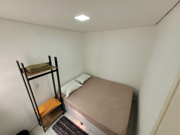 Imagen de la habitación del Hotel Self Hostel. Foto 19