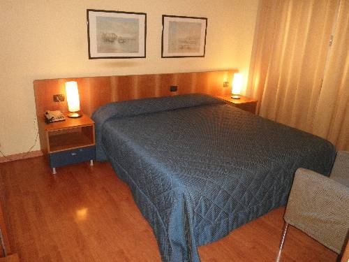 Imagen de la habitación del Hotel Selide. Foto 9