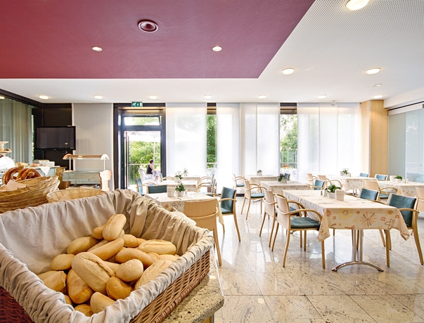 Imagen del bar/restaurante del Hotel Seligweiler and Restaurants. Foto 8