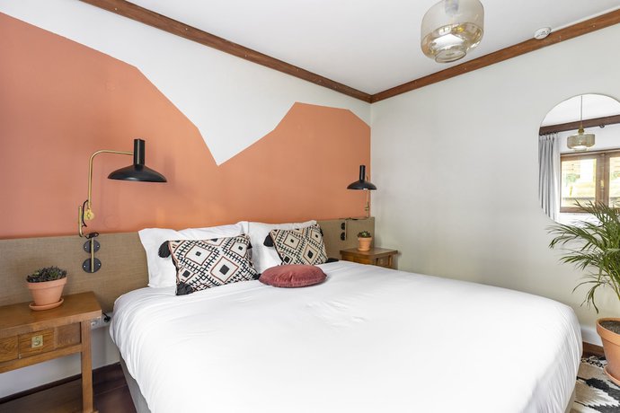 Imagen de la habitación del Hotel Selina Geres. Foto 3