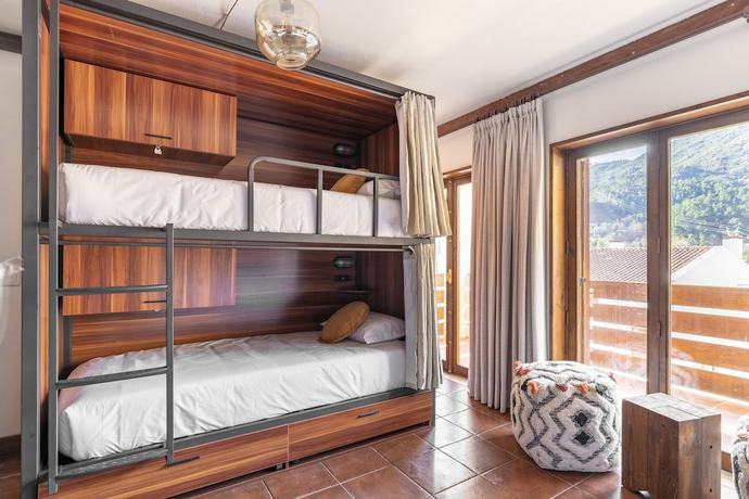 Imagen de la habitación del Hotel Selina Geres. Foto 4