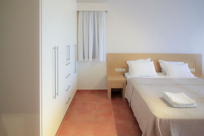 Imagen de la habitación del Hotel Selina Kaminos Evia. Foto 5
