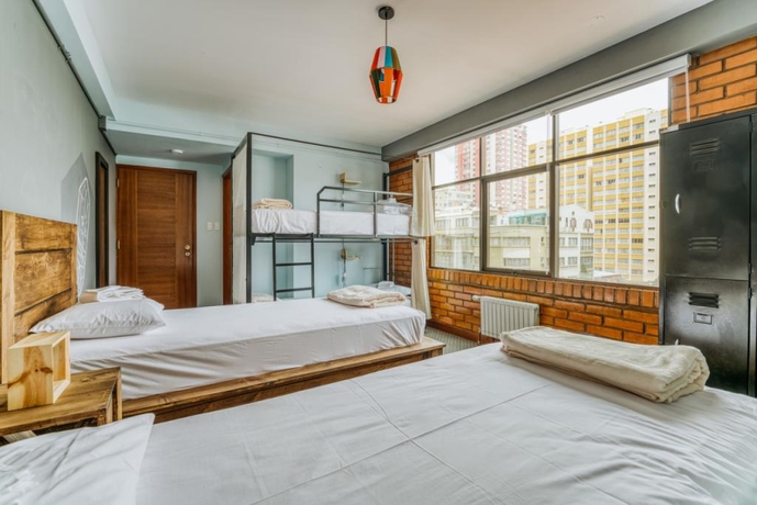 Imagen de la habitación del Hotel Selina La Paz. Foto 6