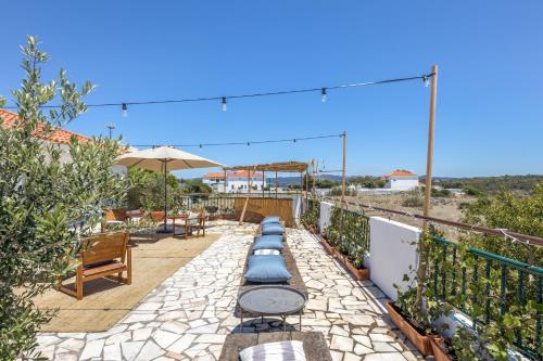 Imagen general del Hotel Selina Milfontes. Foto 5