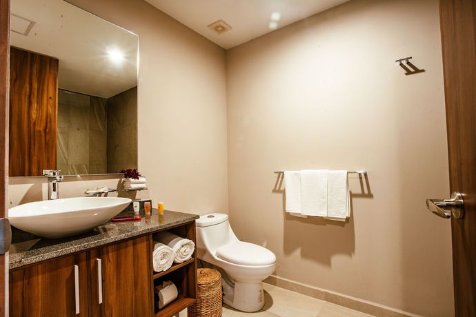 Imagen de la habitación del Hotel Selina Tulum Downtown. Foto 16