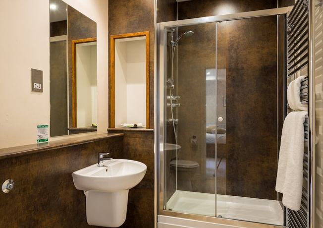 Imagen de la habitación del Hotel Sella Park House. Foto 10