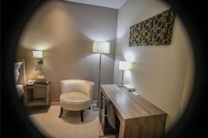 Imagen de la habitación del Hotel Selton. Foto 13