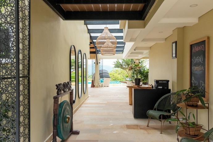 Imagen de los interiores del Hotel Selva Serena. Foto 16