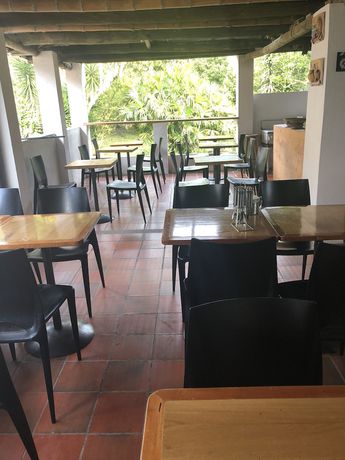 Imagen del bar/restaurante del Hotel SelvaViva Boutique - Glamping. Foto 9