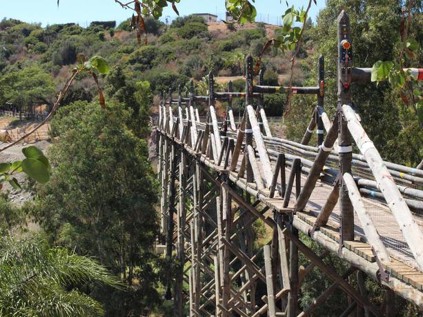 Imagen de los exteriores del Hotel Selwo Lodge. Foto 17