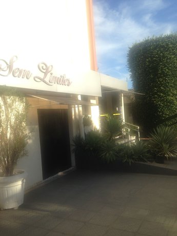 Imagen de los exteriores del Hotel Sem Limites. Foto 9