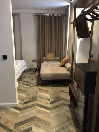 Imagen de la habitación del Hotel Semajo. Foto 6