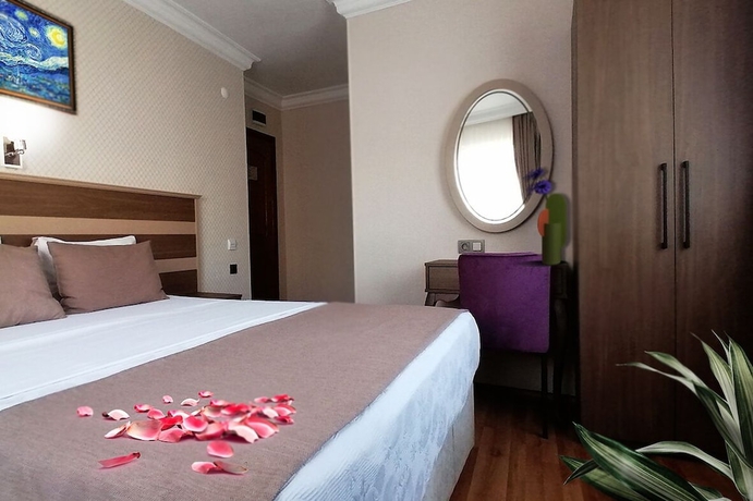 Imagen de la habitación del Hotel Sembol. Foto 10