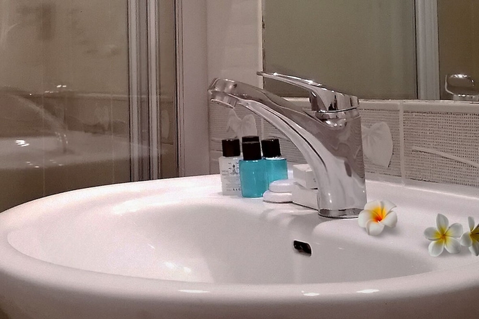 Imagen de la habitación del Hotel Sembol. Foto 14