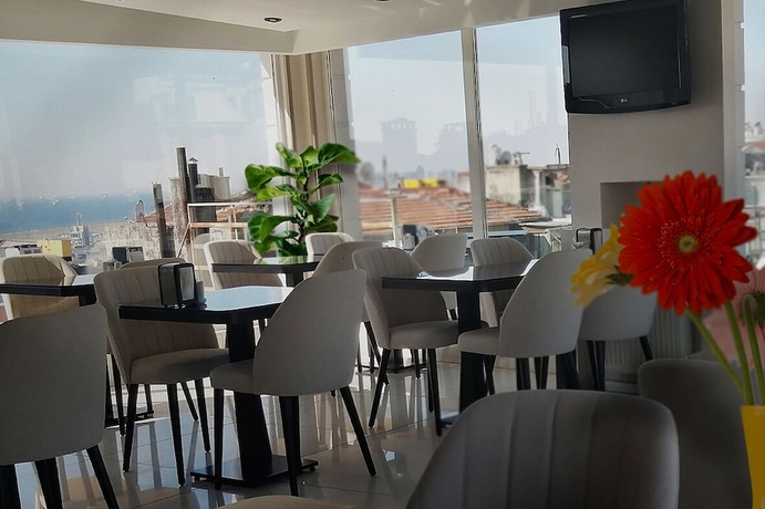 Imagen de la habitación del Hotel Sembol. Foto 17