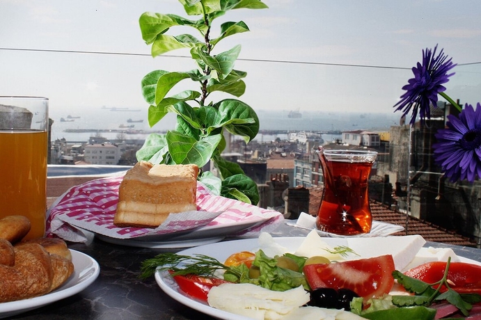 Imagen del bar/restaurante del Hotel Sembol. Foto 2