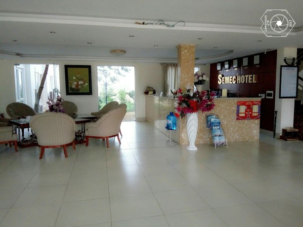 Imagen de los interiores del Hotel Semec. Foto 16
