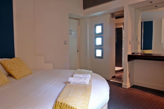 Imagen de la habitación del Hotel Semeli, Atenas. Foto 3