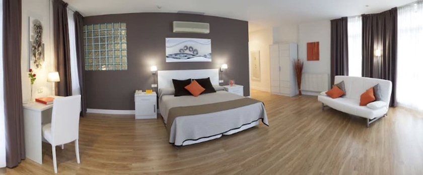 Imagen de la habitación del Hotel Seminario Bilbao. Foto 2