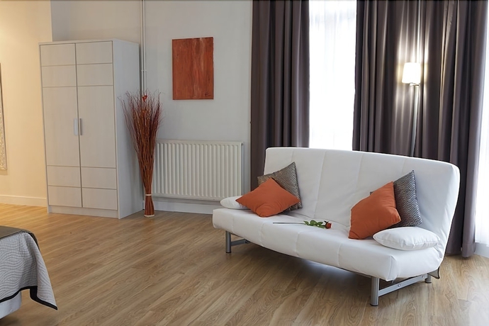 Imagen de la habitación del Hotel Seminario Bilbao. Foto 8