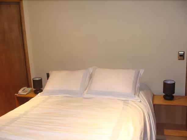 Imagen de la habitación del Hotel Seminario. Foto 10