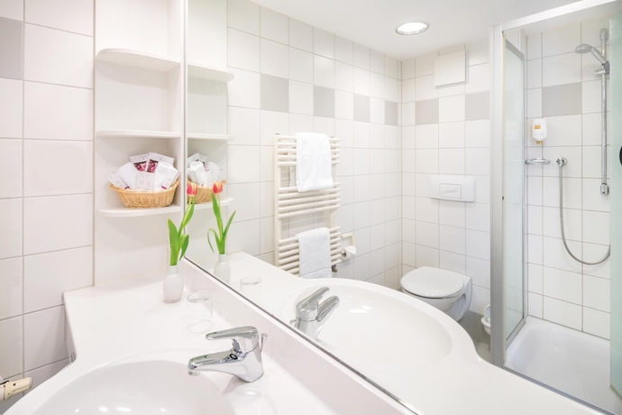 Imagen de la habitación del Hotel Seminaris Bad Boll. Foto 17