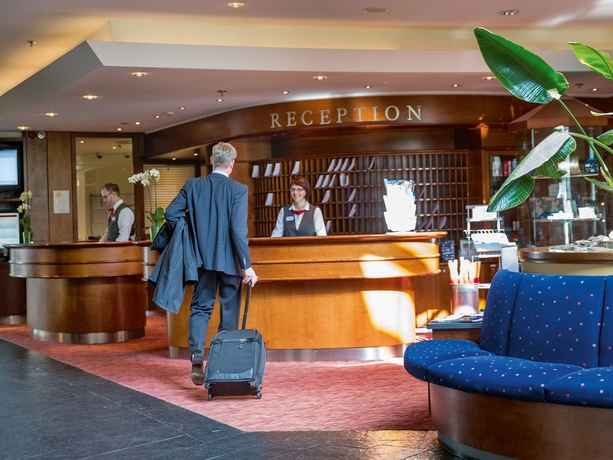 Imagen de los interiores del Hotel Seminaris Seehotel Potsdam. Foto 12