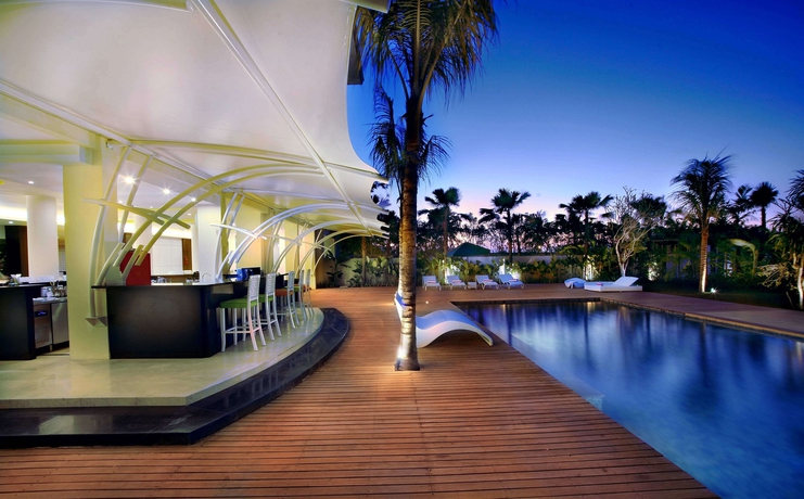 Imagen de la piscina del Hotel Seminyak Garden - Chse Certified. Foto 16